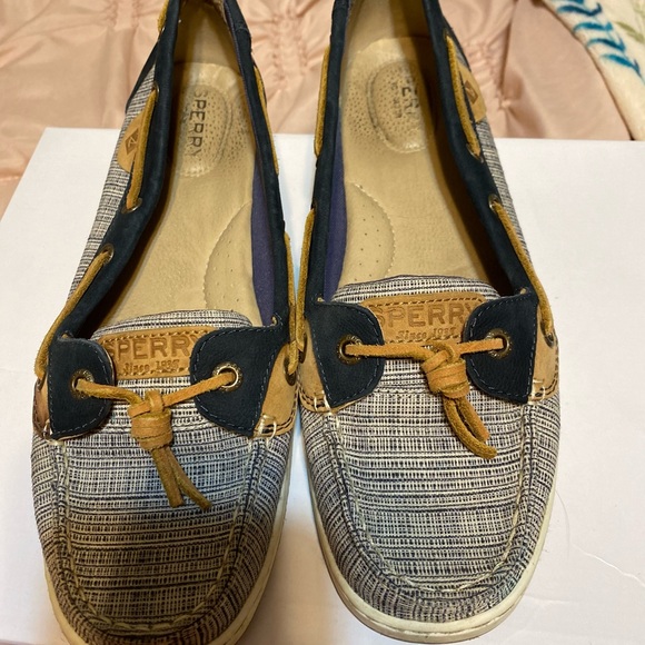 Sperry shoes - Picture 3 of 4